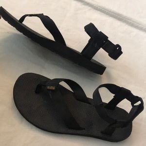 TeVa flipflops with ankle strap